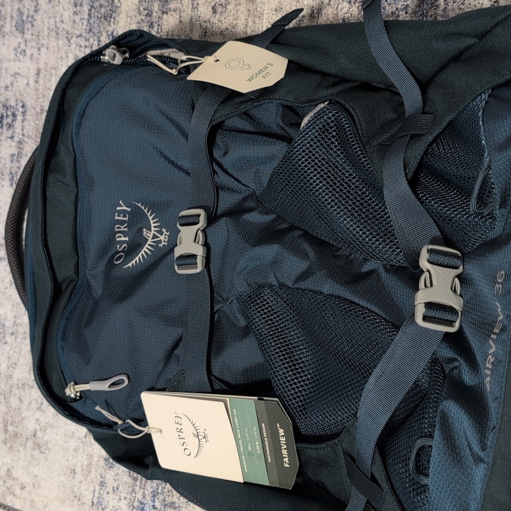 Osprey Fairview Wheeled Travel Pack 36 Night Jungle Blue Women's/ Unisex - Picture 2 of 11